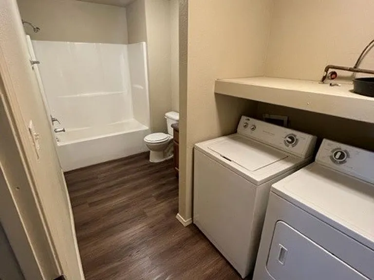 7700 Jenny Lind Rd — Photo 13