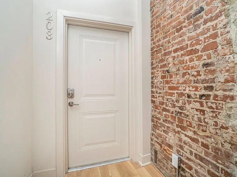 435 Westport Rd #302 — Photo 50