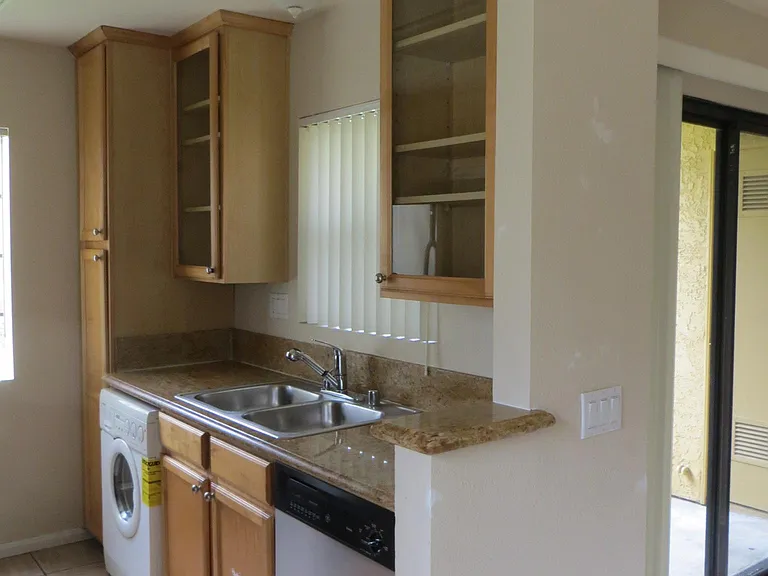 10635 Dabney Dr #61 — Photo 3