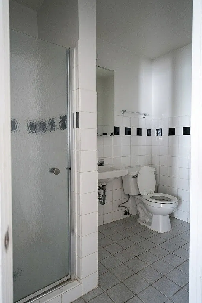 302 Metropolitan Avenue — Photo 4
