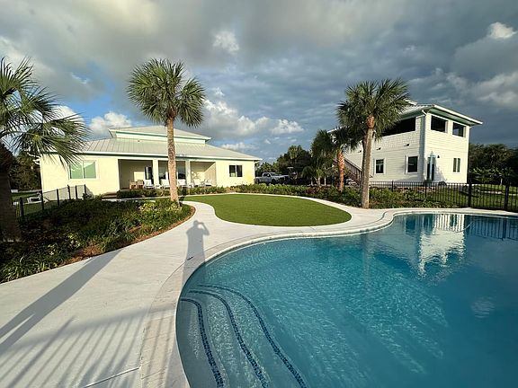 4th image of 12331 S Indian River Drive