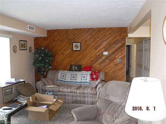 3rd image of 16370 Heather Ln APT 203