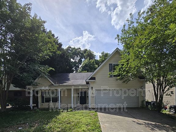 2nd image of 3850 Fircrest Dr