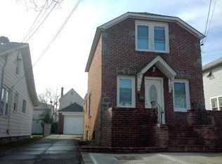62 McKee St, Floral Park, NY 11001