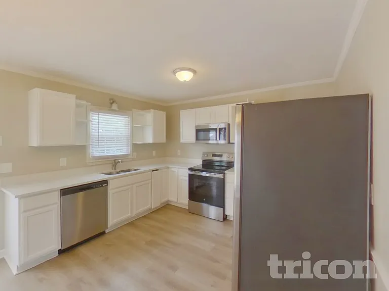 5235 W Calgary Rd — Photo 5