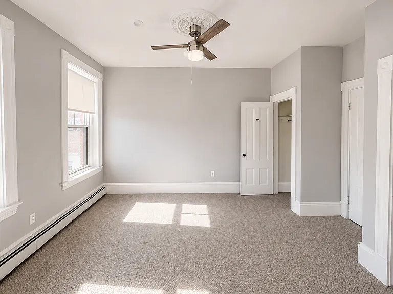 26 Lafayette St #28-2 — Photo 4