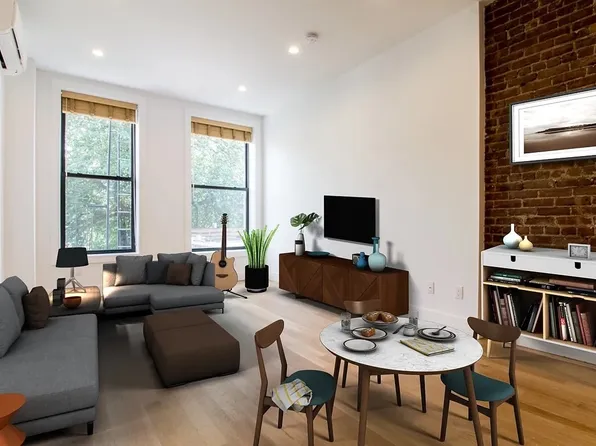 1008 Manhattan Avenue image 1 of 14