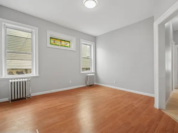 130 Wilkinson Avenue image 6 of 50