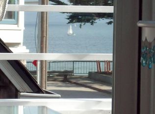 122 2nd Ave, Santa Cruz, CA 95062