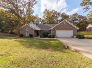 757 Cherry Dr, Henderson, TN 38340