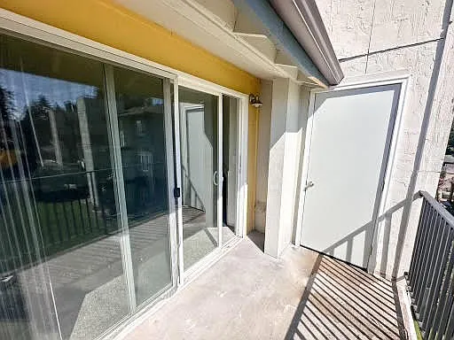 Parkview Apartments — Photo 19