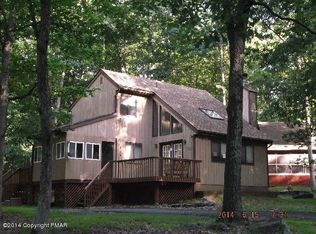 935 Decker Rd, Bushkill, PA 18324
