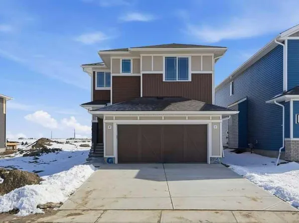 213 W Clearview Ct, Chestermere, AB T1X 3A7