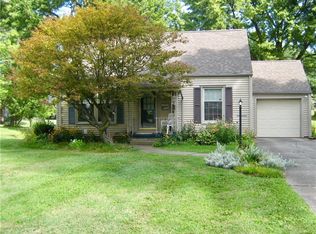 240 Callahan Rd, Canfield, OH 44406