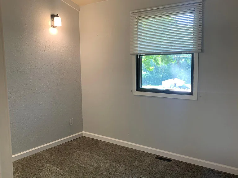 505 Lanahan Dr #A — Photo 8