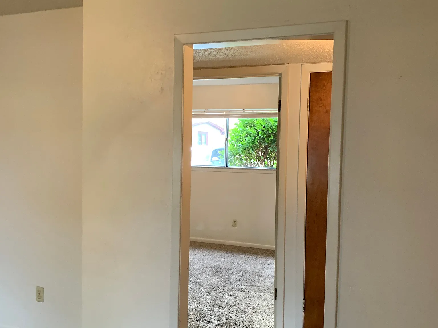 2 bed, 850 sqft, $775 — Photo 2