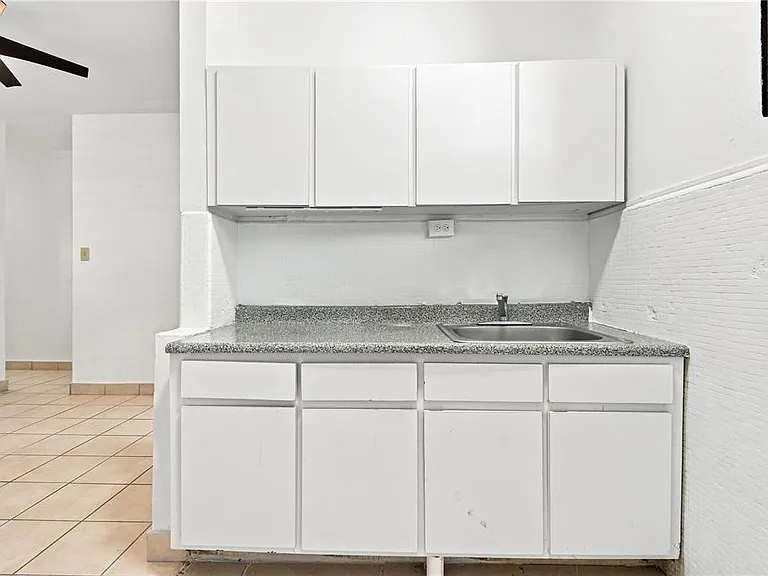 Calle Pineiro #67 Urb. Garcia Ubarri Apt. 1 — Photo 3