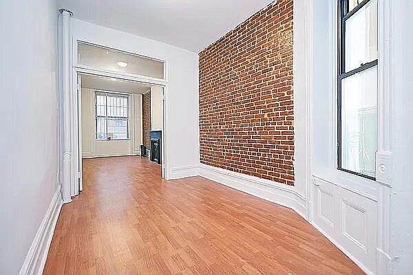 1st image of 360 W 127th St #1EE