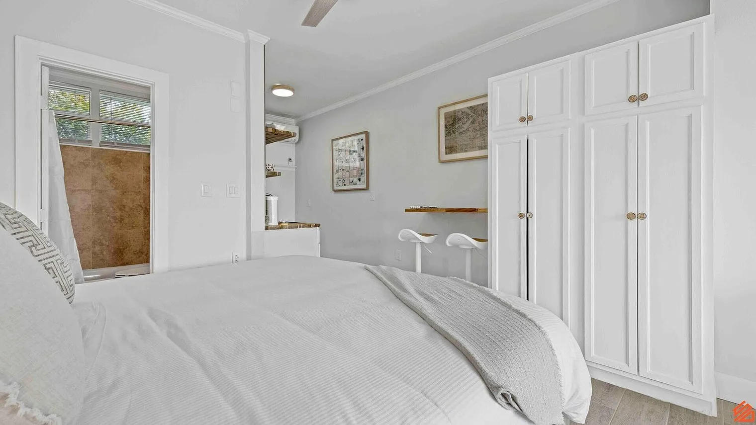 1 bed, 1.0 bath, 4090 sqft, $2,683 — Photo 4