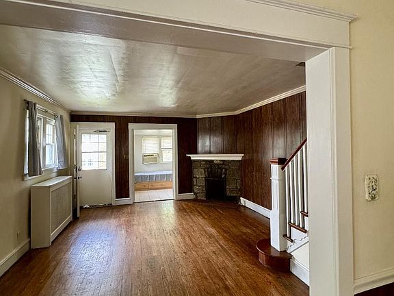 5th image of 431 S Scott Ave