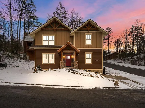 1104 Anastasia Way, Gatlinburg, TN 37738