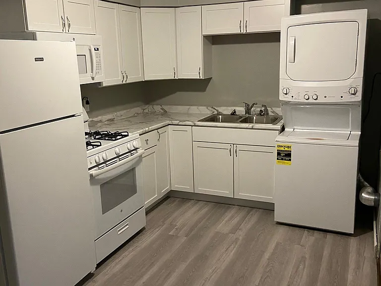 Updated kitchen and Brand new cabinets/appliances
