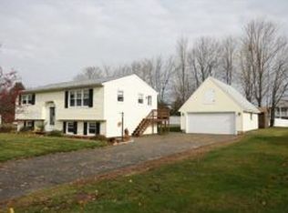 424 Beccaris Dr, Rollinsford, NH 03869