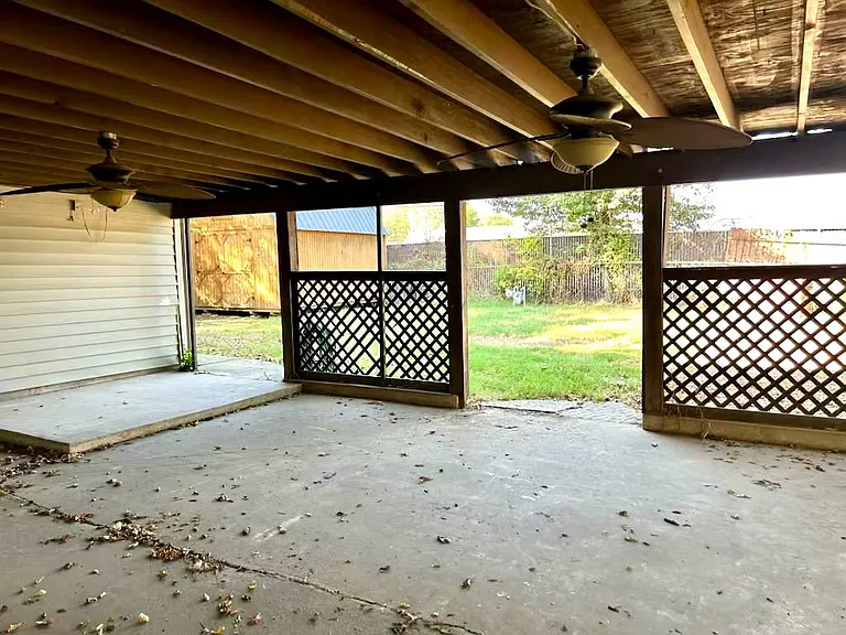 1807 Comanche St NW — Photo 36