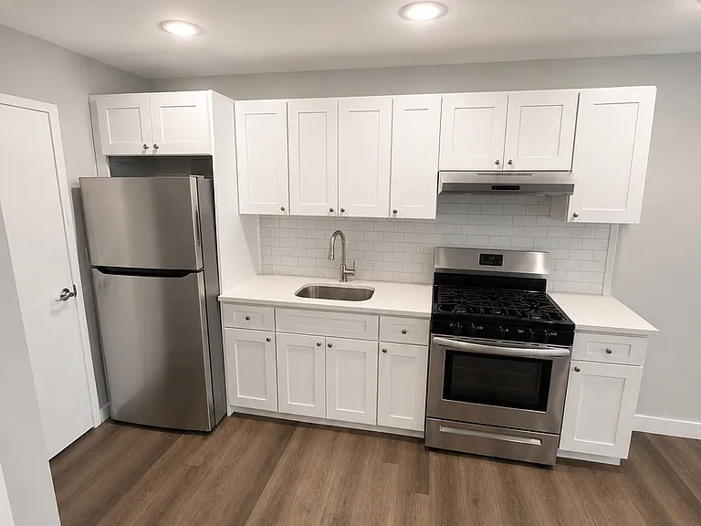 182 Cedar St #1 — Photo 3