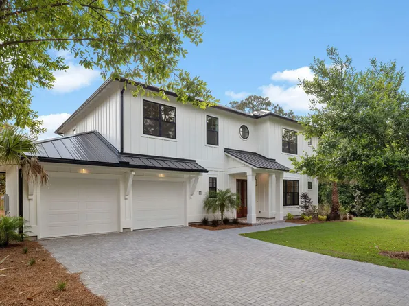 111 Dolphin Dr, Santa Rosa Beach, FL 32459