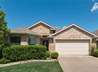 8803 Cheyenne Dr, Greenville, TX 75402