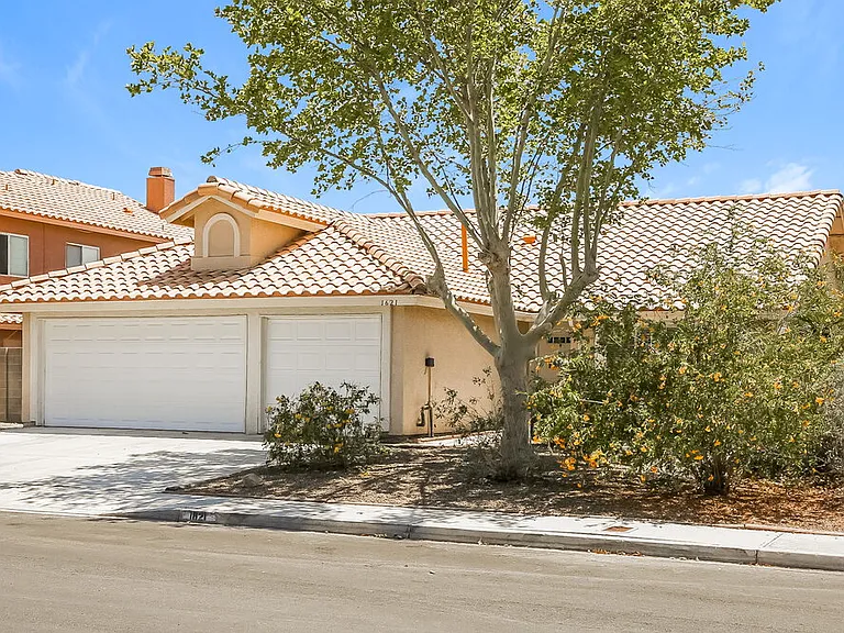 1621 Running Creek Dr — Photo 3