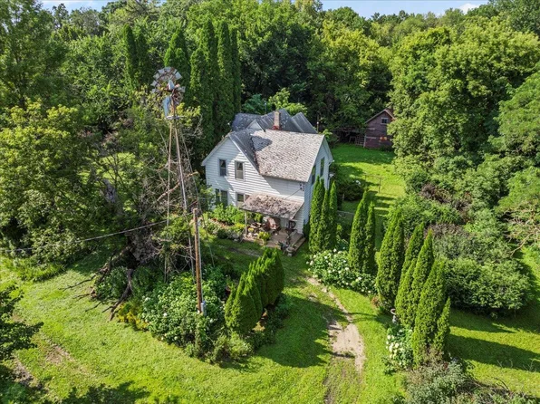8680 Darrow Ave SE, Delano, MN 55328