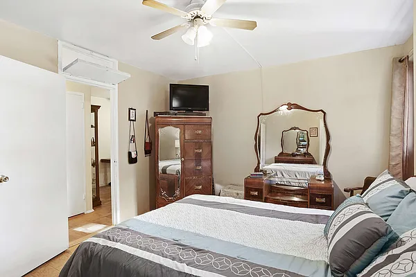 Sold by Compass | media 14