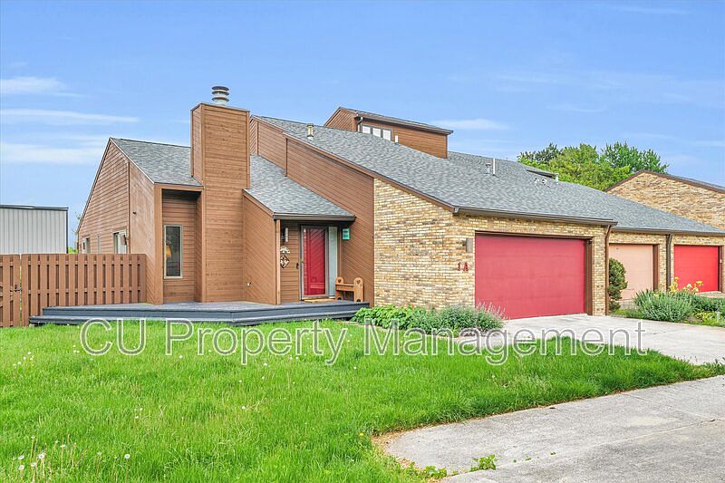1st image of 1 Lyndhurst Village Ct #1