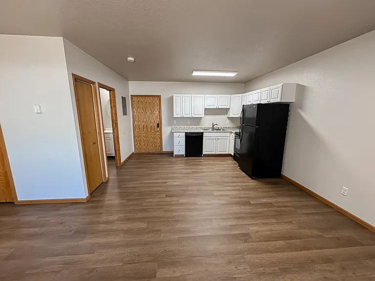 117 W Main St — Photo 32