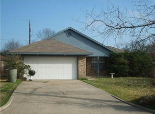 2004 Broken Arrow Cir, Bryan, TX 77807