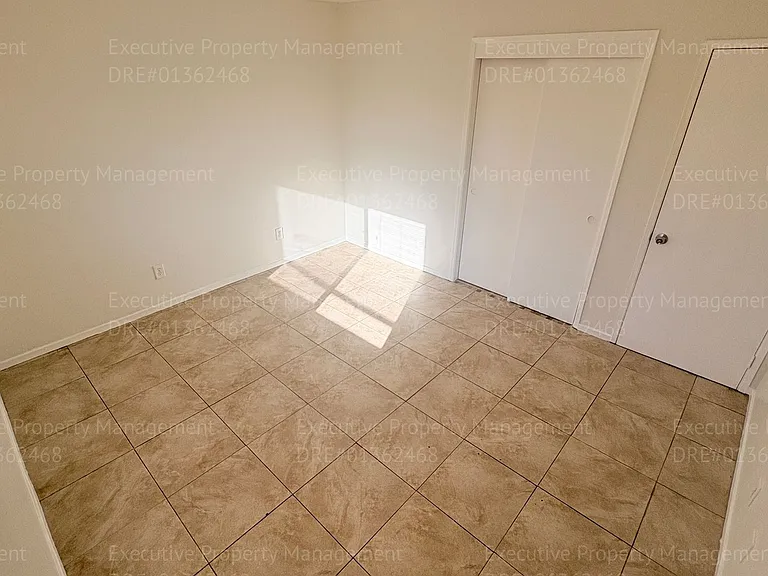 1405 Pacific St — Photo 30