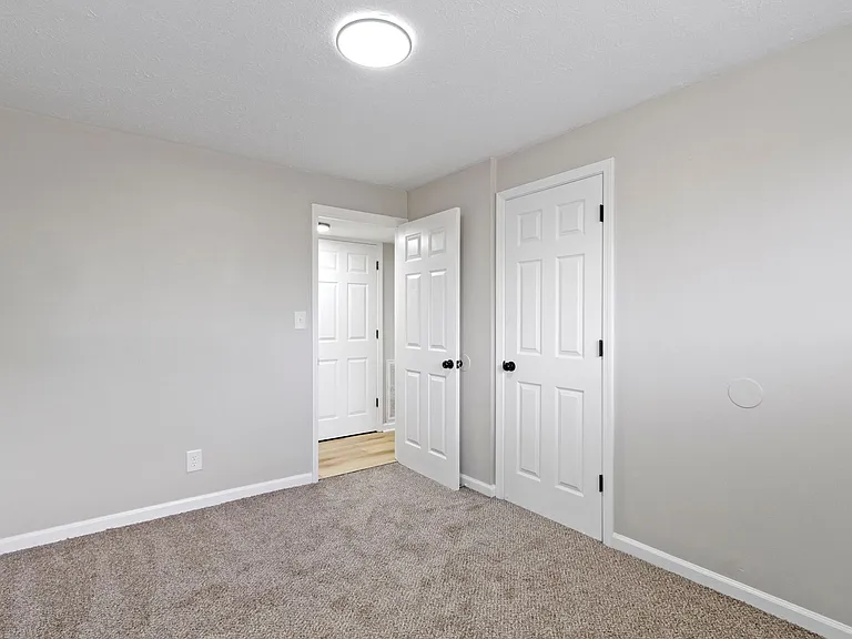 The Vistas Apartment Homes — Photo 26