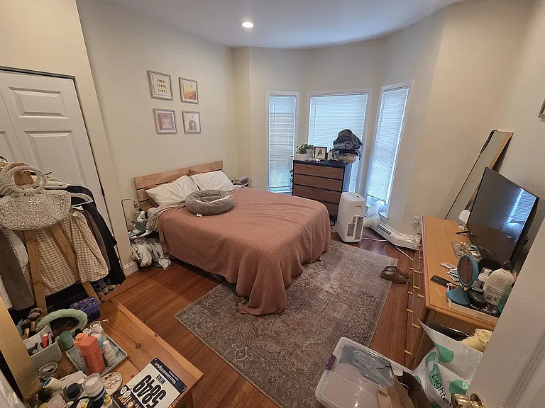 26 Tufts St — Photo 4