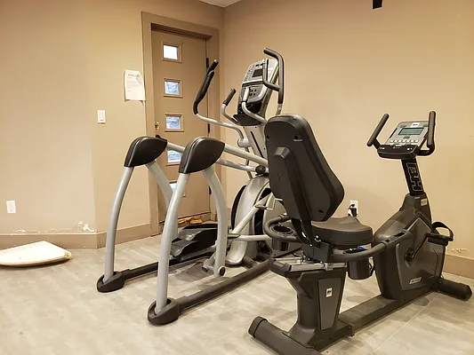 Rented by Signature Property Realty | media 29