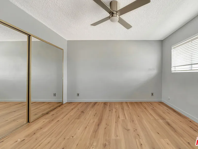 1424 N Poinsettia Pl #306 — Photo 4