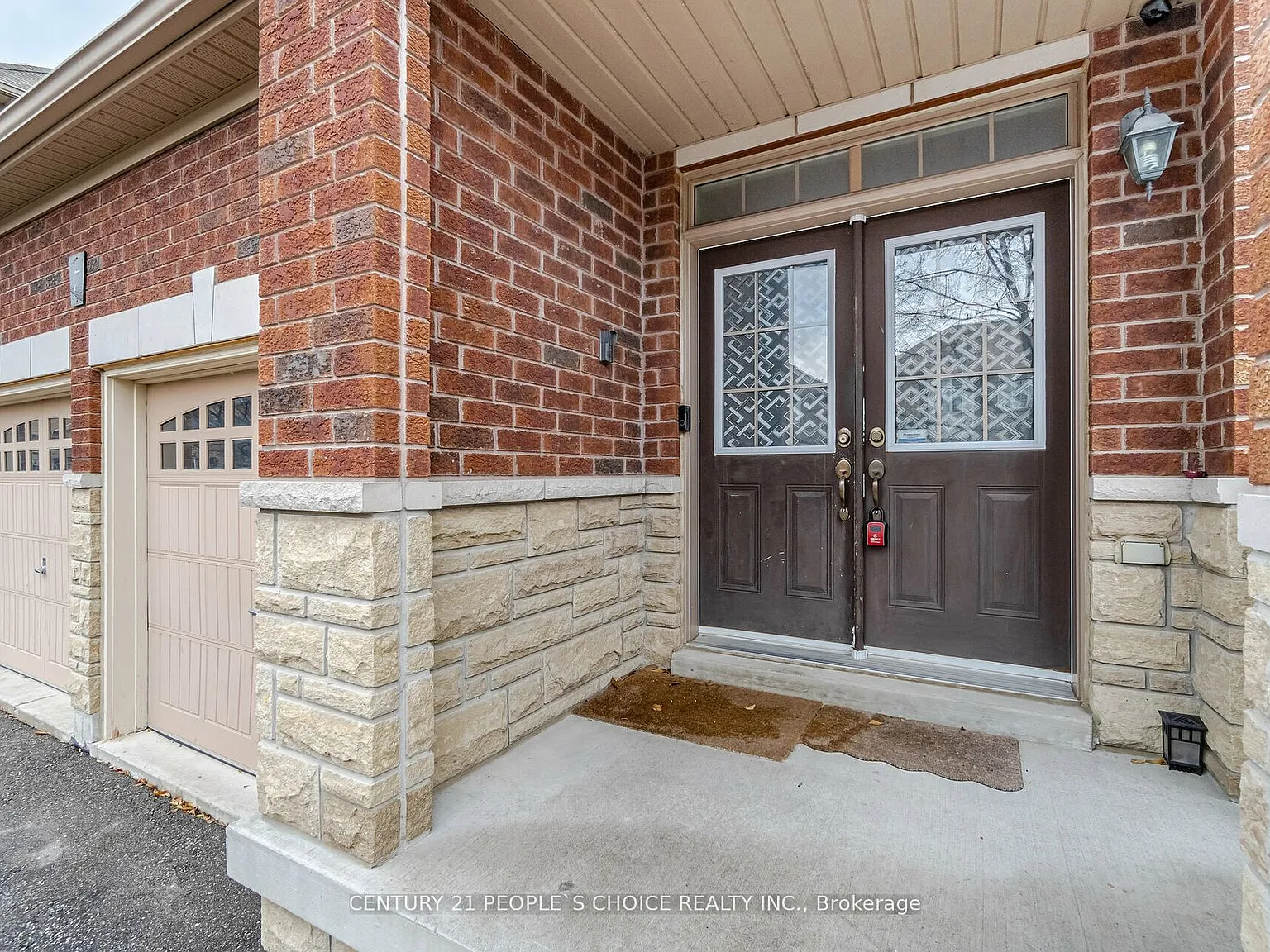 4 bed, $4,000 — Photo 2
