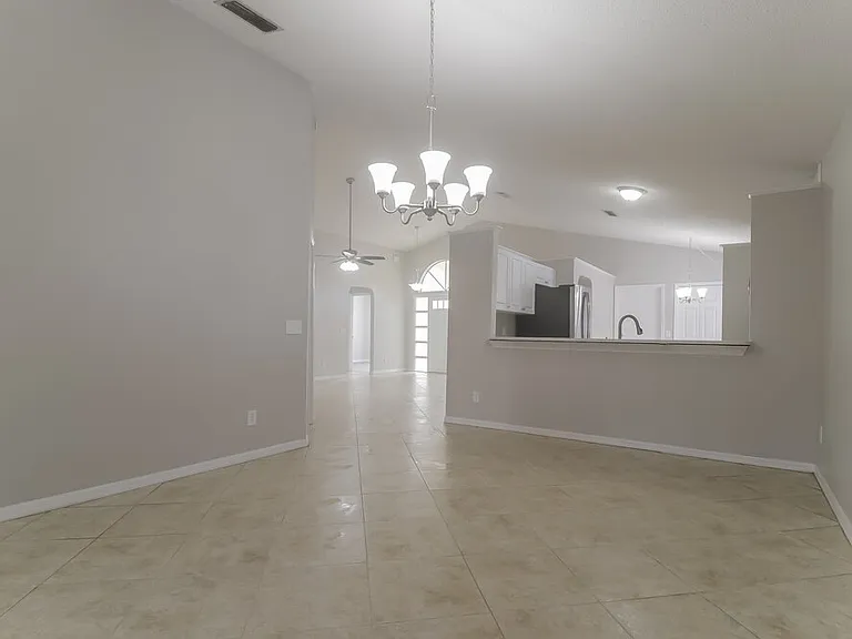 1023 Kelly Creek Cir — Photo 6
