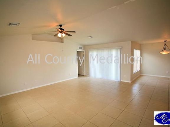 2nd image of 1007 Susan Ave N