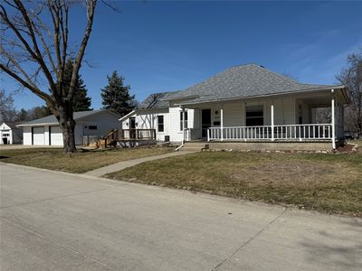 834 S 7th Ave, Winterset, IA, 50273