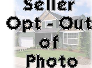 130 Railroad Ave, Strasburg, OH 44680