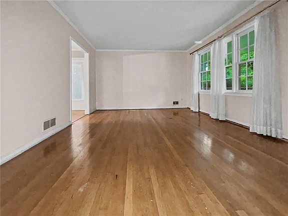 4th image of 503 Durand Dr