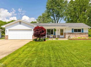 616 Northlawn St, East China, MI 48054