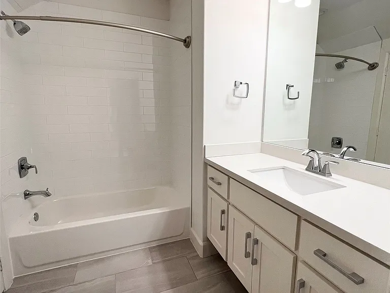 4325 Glenwick Ln — Photo 31